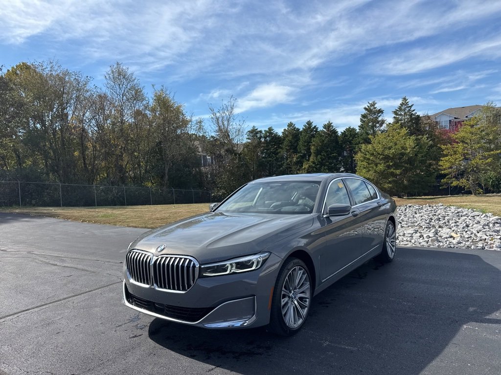 Used 2022 BMW 750i xDrive w/ Luxury Rear Seating Package