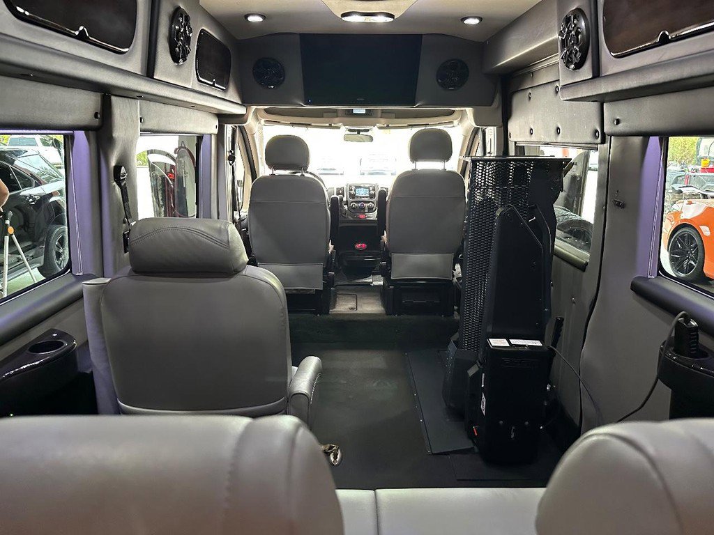 Used 2017 RAM ProMaster 2500 w/ Premium Appearance Group image 17