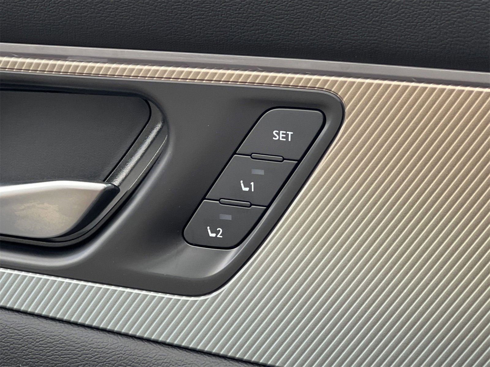 New 2025 Nissan Murano SL w/ Cargo Package image 17