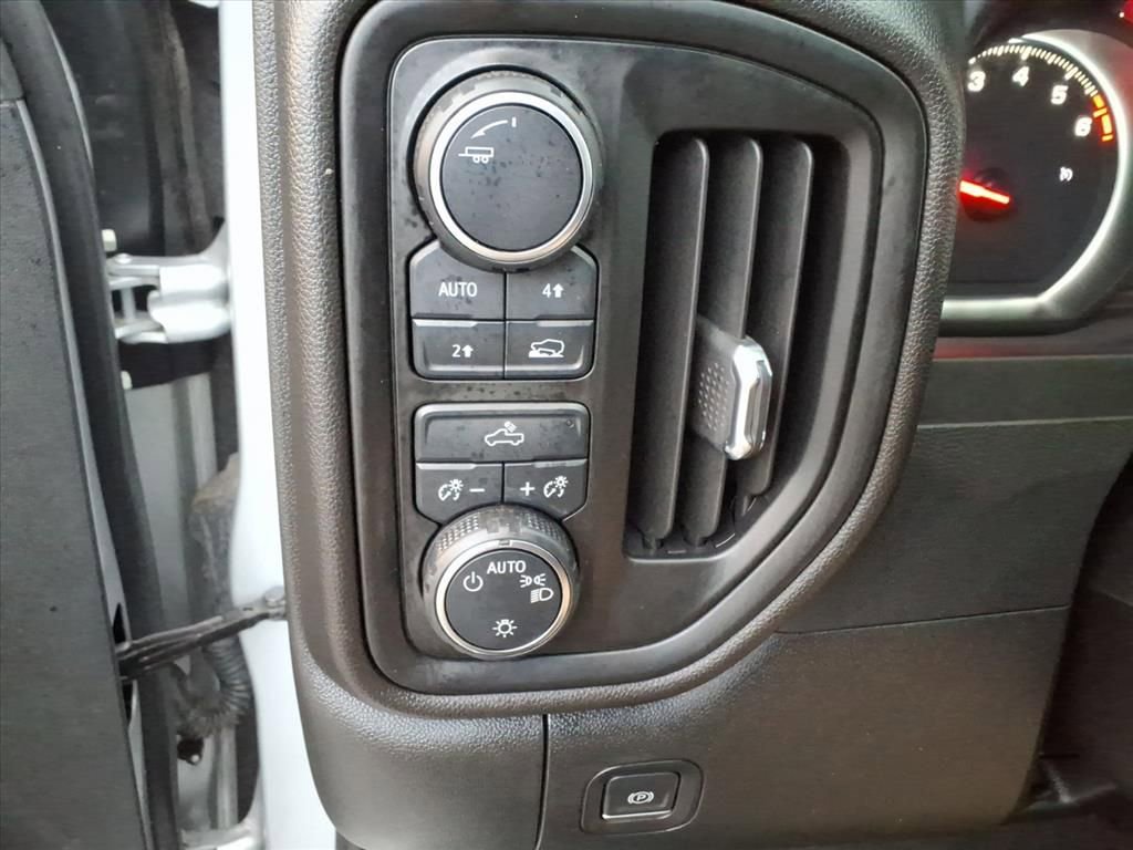Used 2022 Chevrolet Silverado 1500 Custom image 29