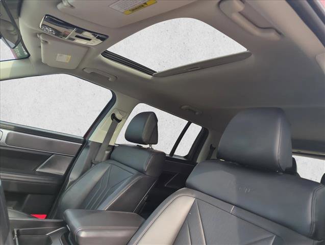 Used 2025 Hyundai Santa Fe XRT AWD/4WD image 29