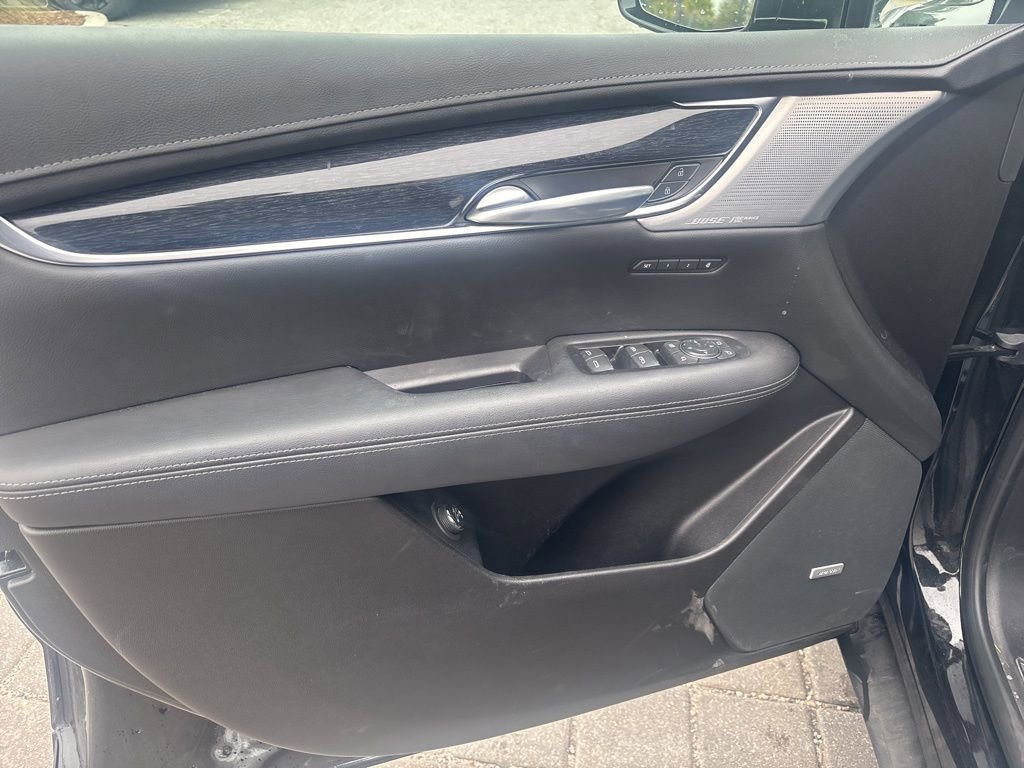 Used 2023 Cadillac XT5 Premium Luxury image 10