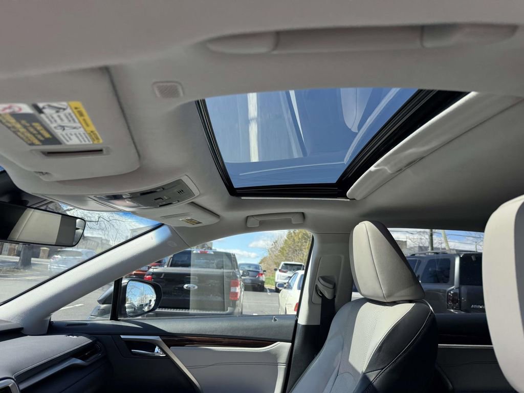 Used 2019 Lexus RX 350 AWD w/ Navigation Package image 20
