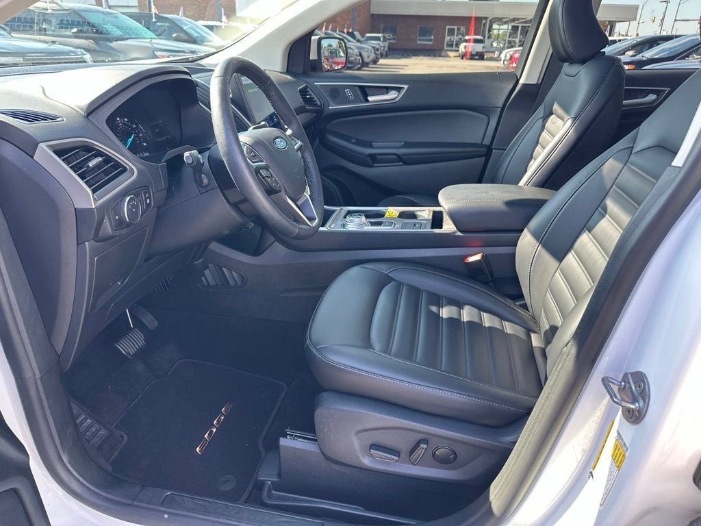 Used 2024 Ford Edge SEL w/ Convenience Package AWD/4WD image 9