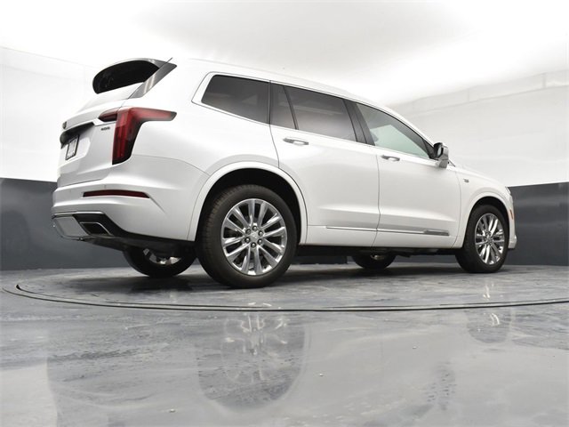 Used 2023 Cadillac XT6 Premium Luxury w/ LPO, Floor Liner Package image 20