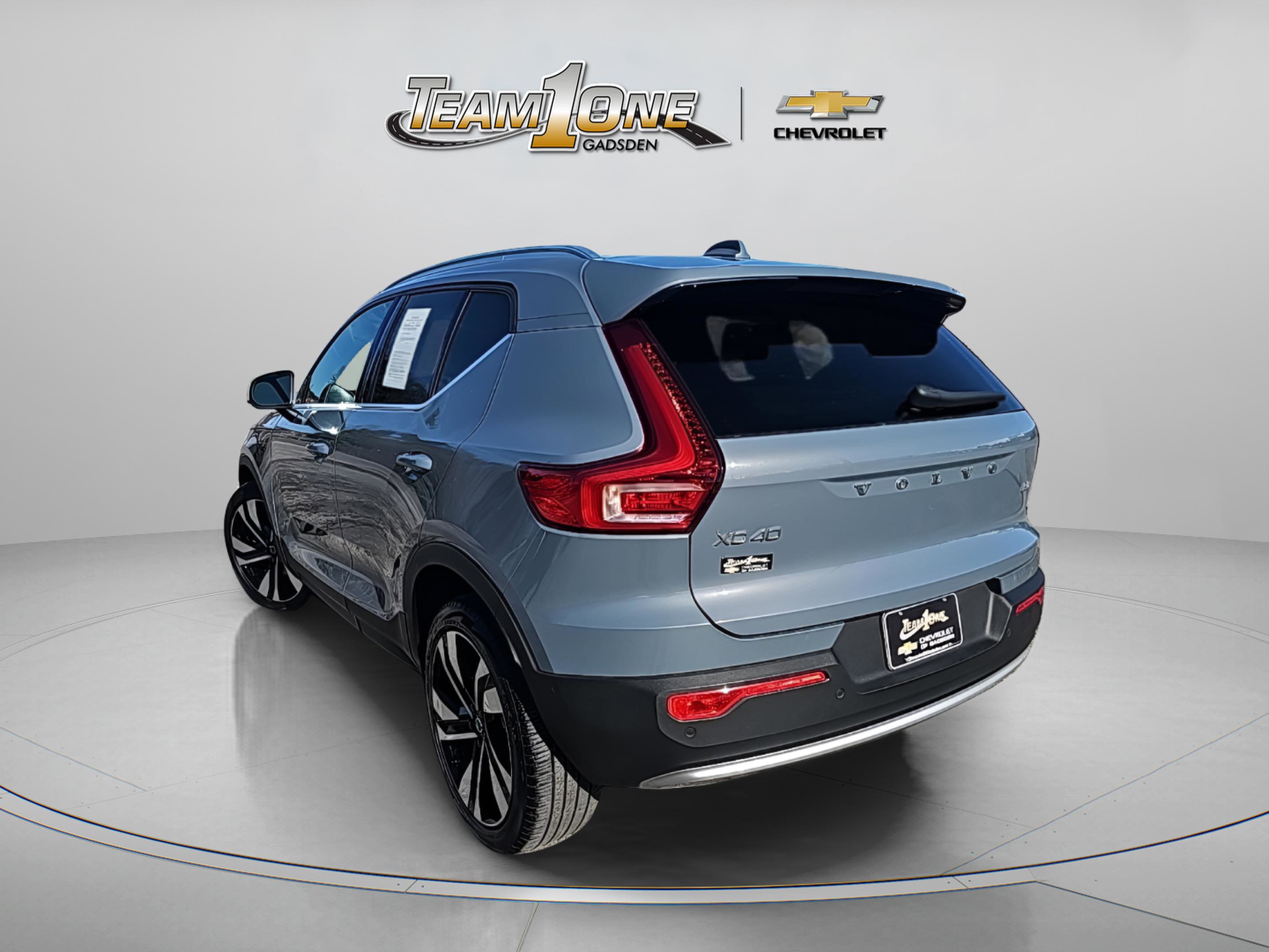 Used 2023 Volvo XC40 B5 Plus w/ Protection Package Premier image 6