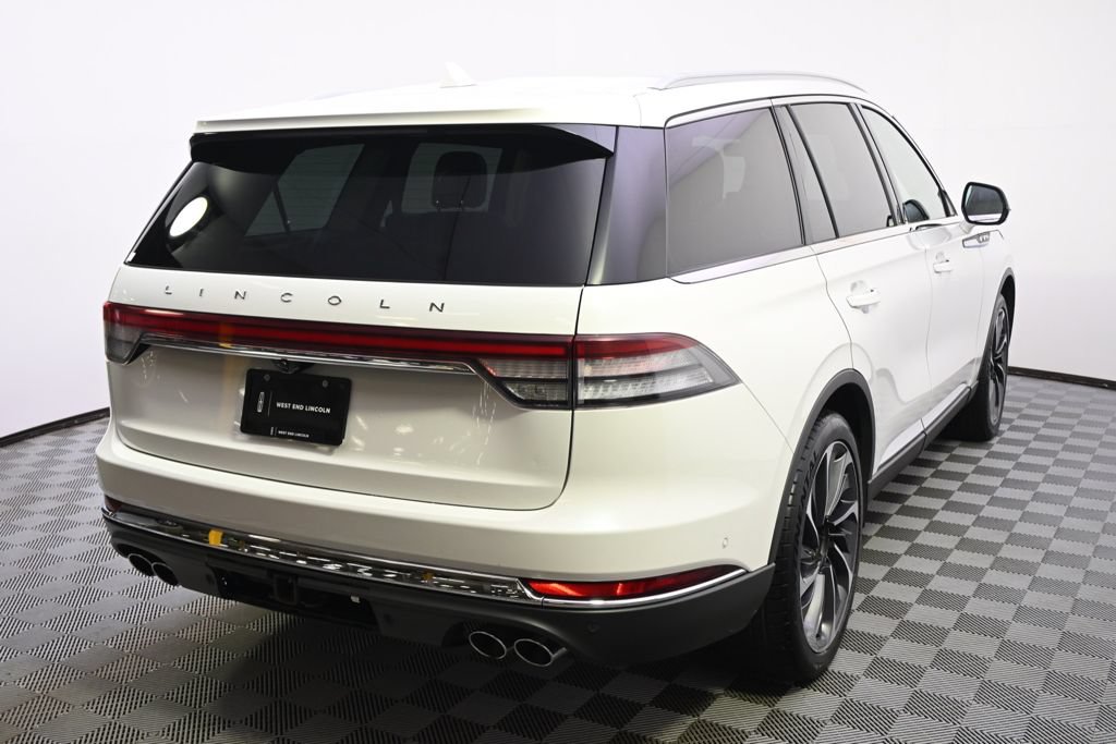 Used 2020 Lincoln Aviator Reserve w/ Equipment Group 202A AWD/4WD image 6