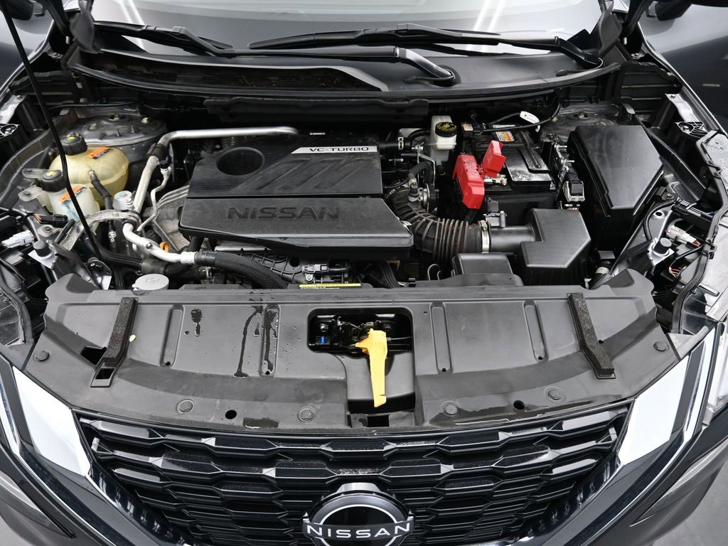 Used 2023 Nissan Rogue SV image 15