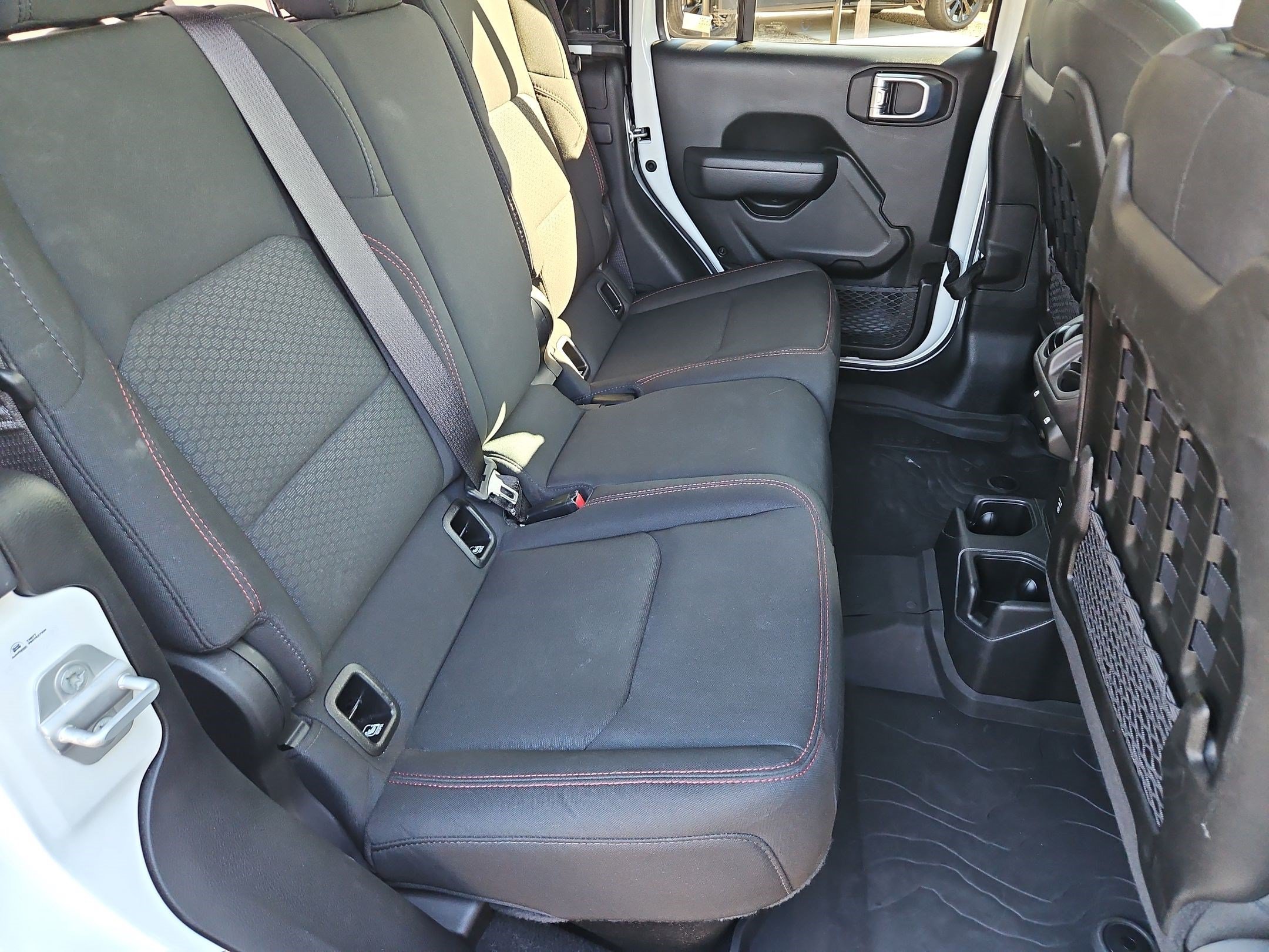 Used 2022 Jeep Gladiator Rubicon w/ Cold Weather Group AWD/4WD image 27