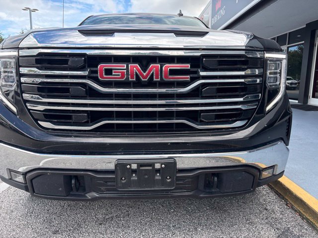 Used 2025 GMC Sierra 1500 SLT AWD/4WD image 2