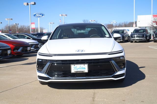 New 2026 Hyundai Sonata Limited FWD image 3