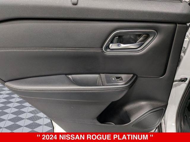 Certified 2024 Nissan Rogue Platinum w/ Platinum Premium Package AWD/4WD image 30