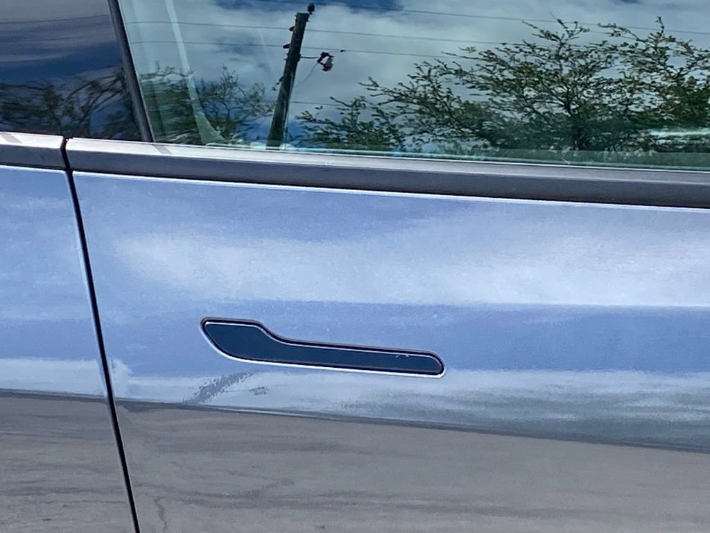 Used 2025 Tesla Model Y Long Range image 14