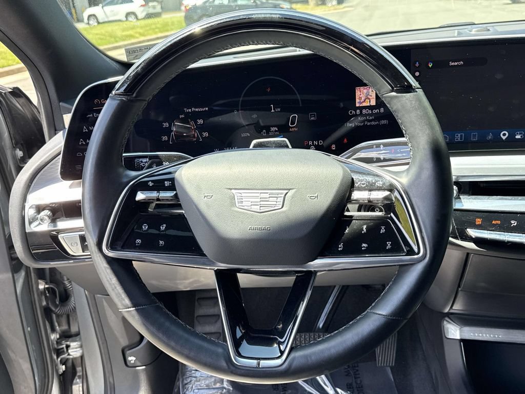 Certified 2024 Cadillac Lyriq Sport AWD/4WD image 32