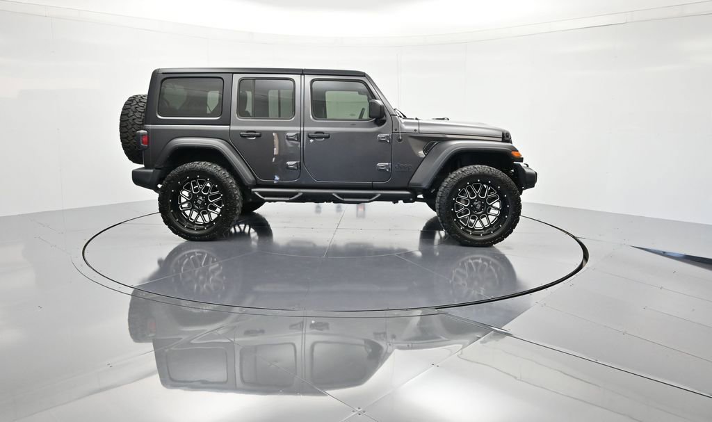 Used 2022 Jeep Wrangler Unlimited Sport image 5