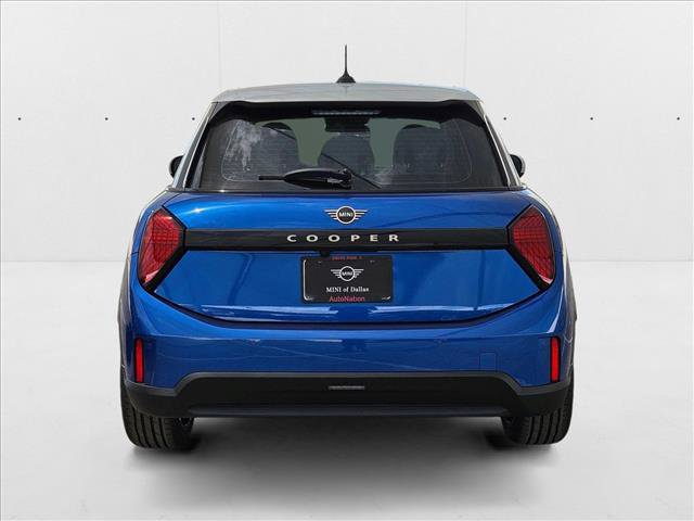 Used 2026 MINI Cooper 4-Door Hardtop image 6
