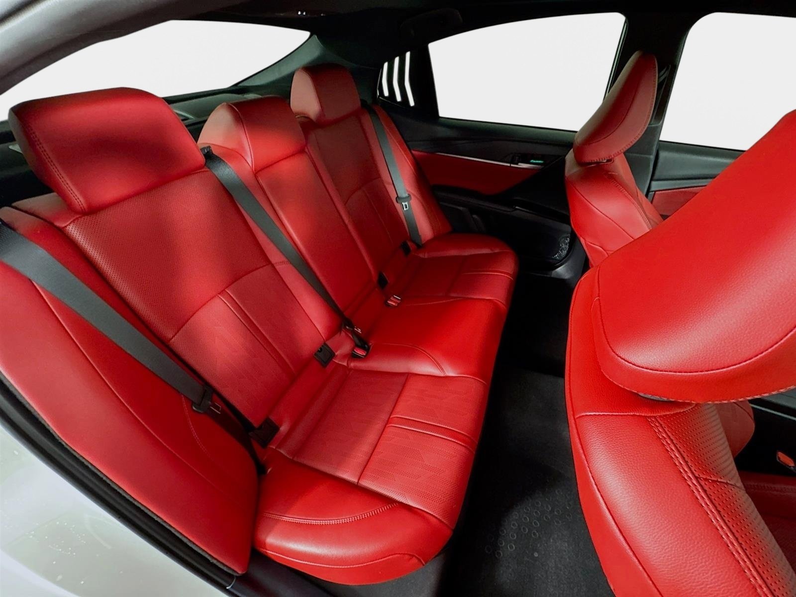 Used 2025 Toyota Camry XSE w/ Premium Plus Package image 28