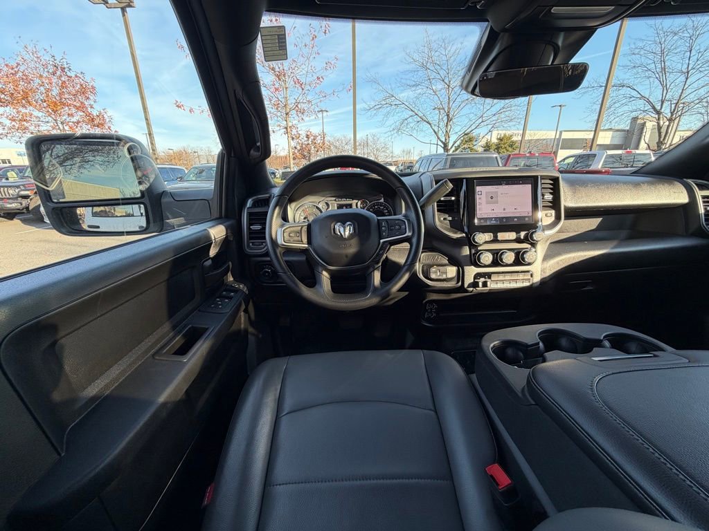 Used 2025 RAM 3500 Tradesman w/ Chrome Appearance Group image 19