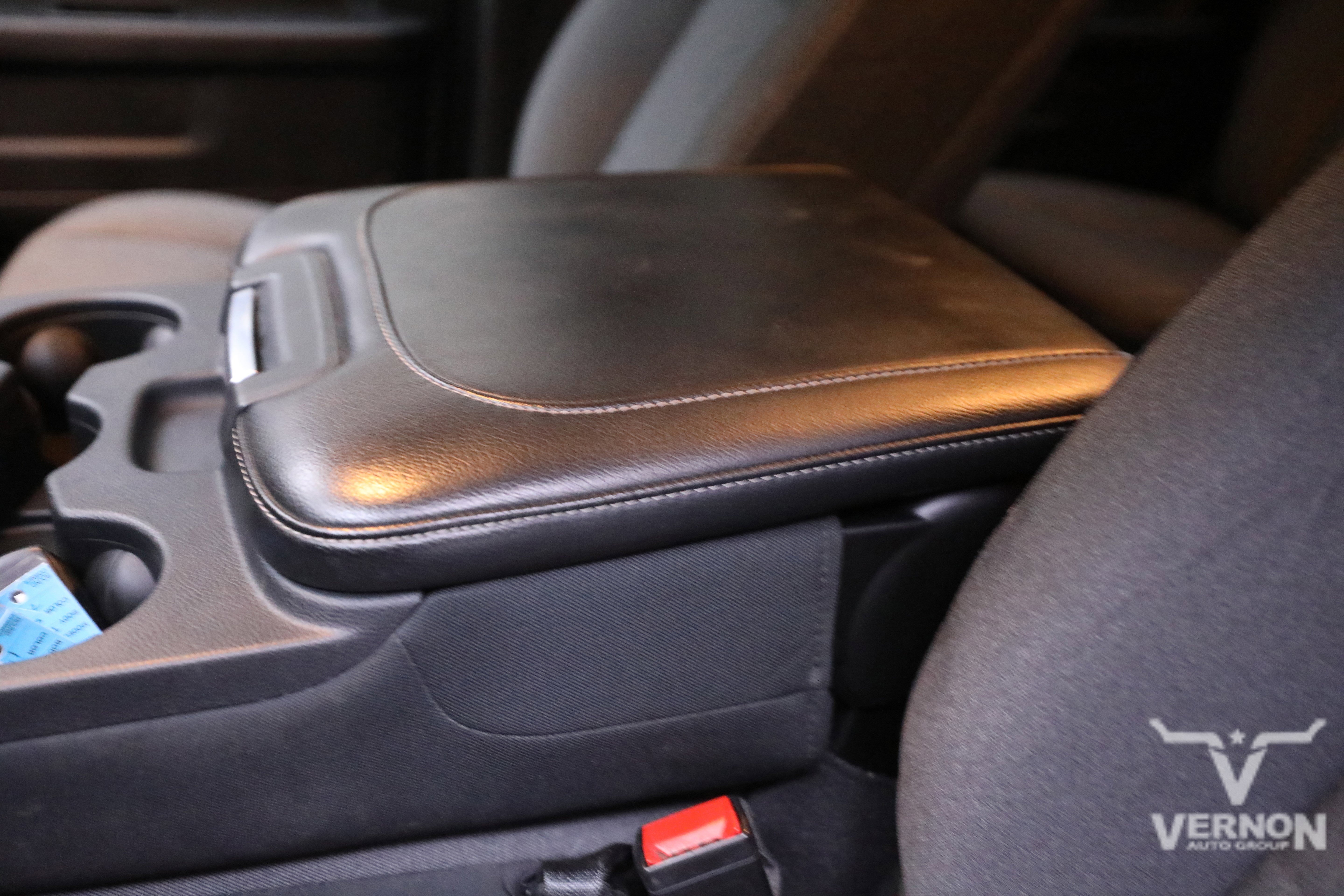 Used 2024 RAM 2500 Tradesman w/ Chrome Appearance Group image 15