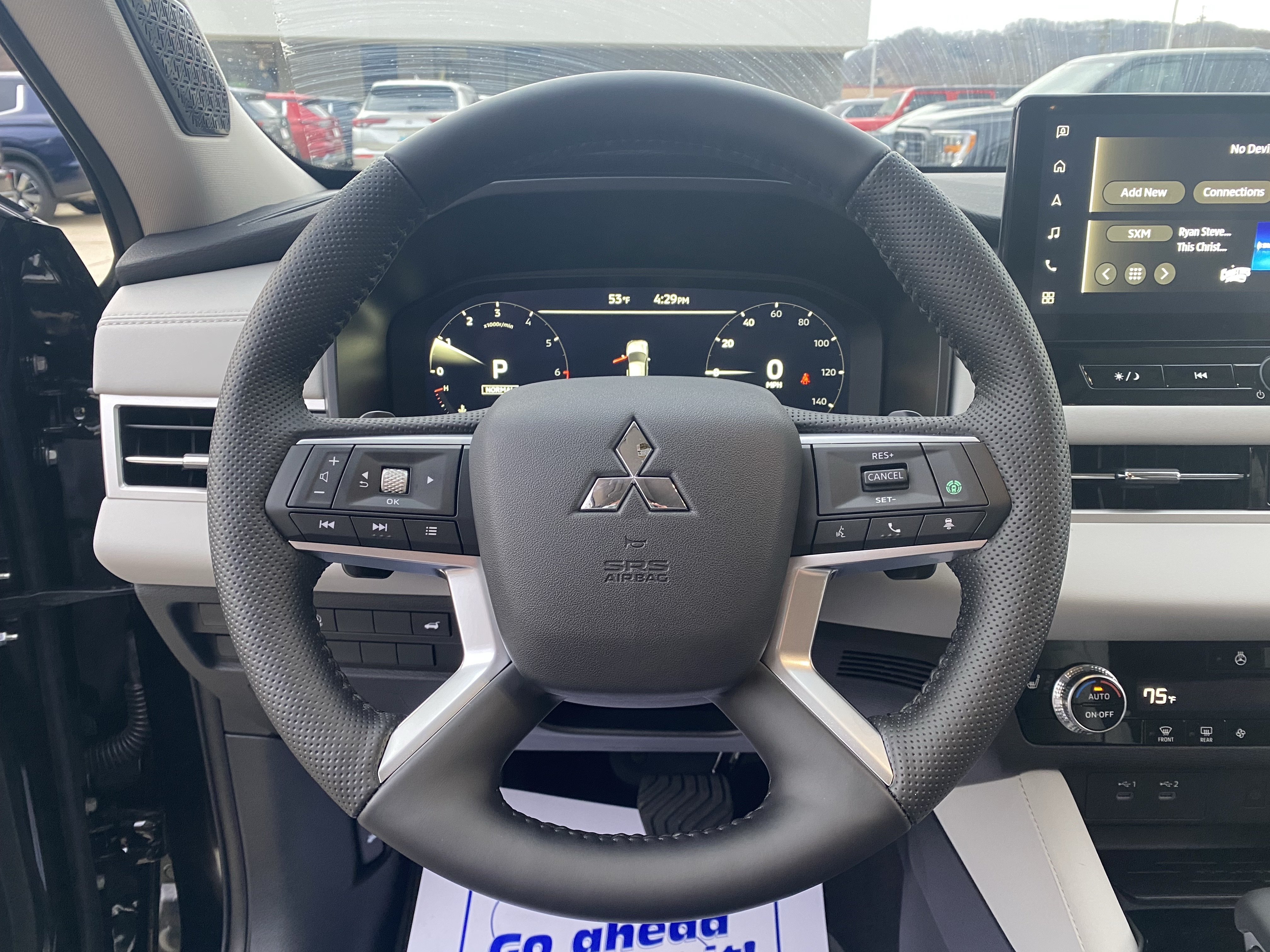 New 2026 Mitsubishi Outlander SE AWD/4WD image 5
