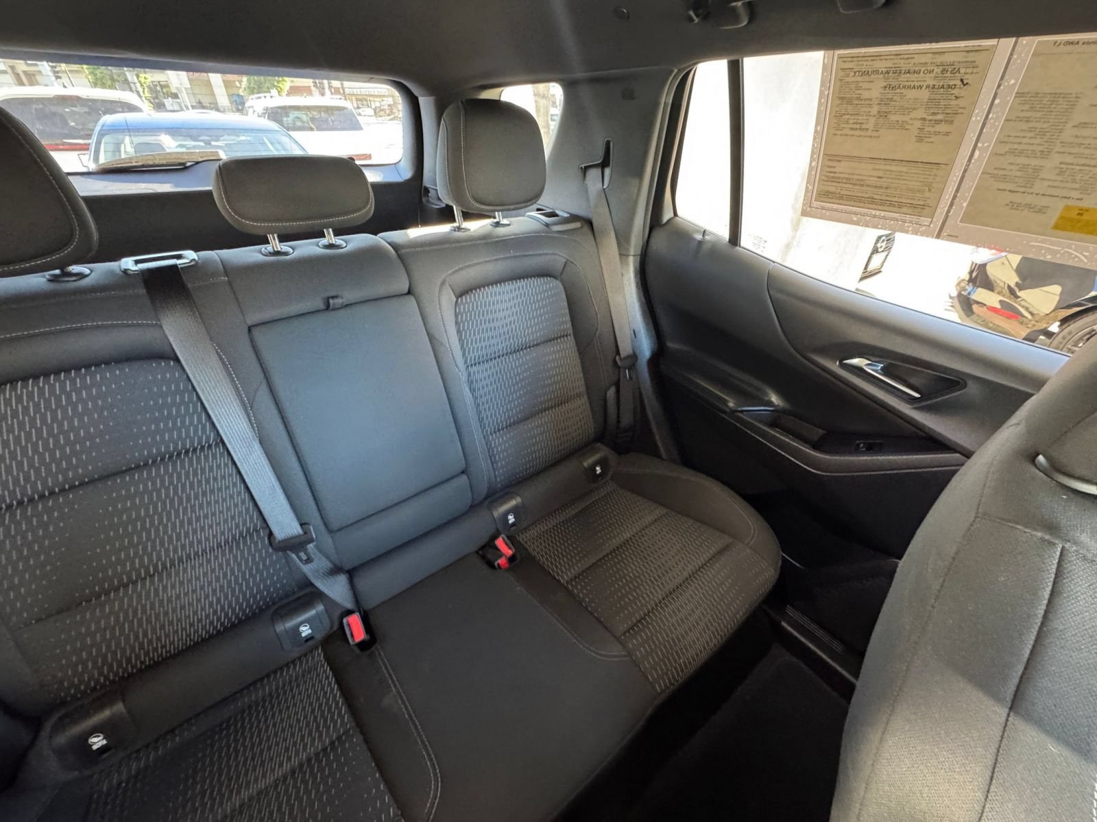 Used 2025 Chevrolet Equinox LT AWD/4WD image 37