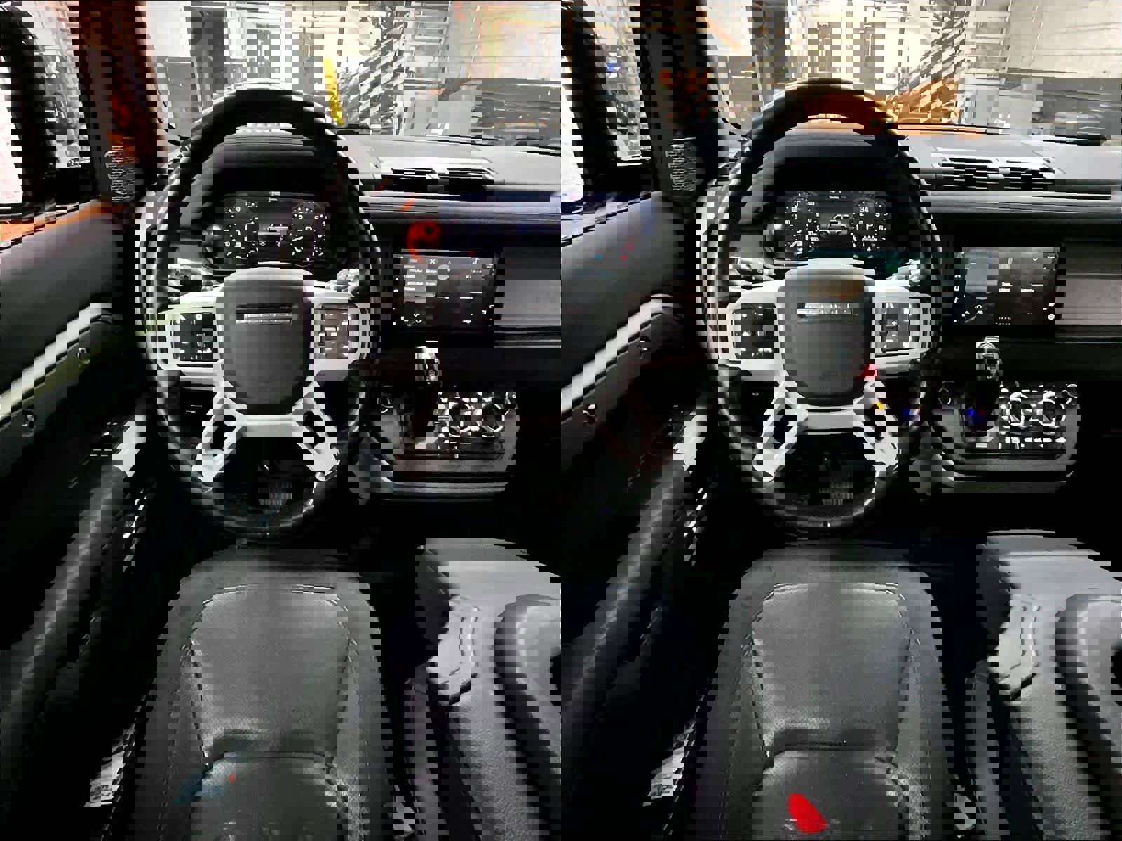 Used 2021 Land Rover Defender 90 First Edition image 8