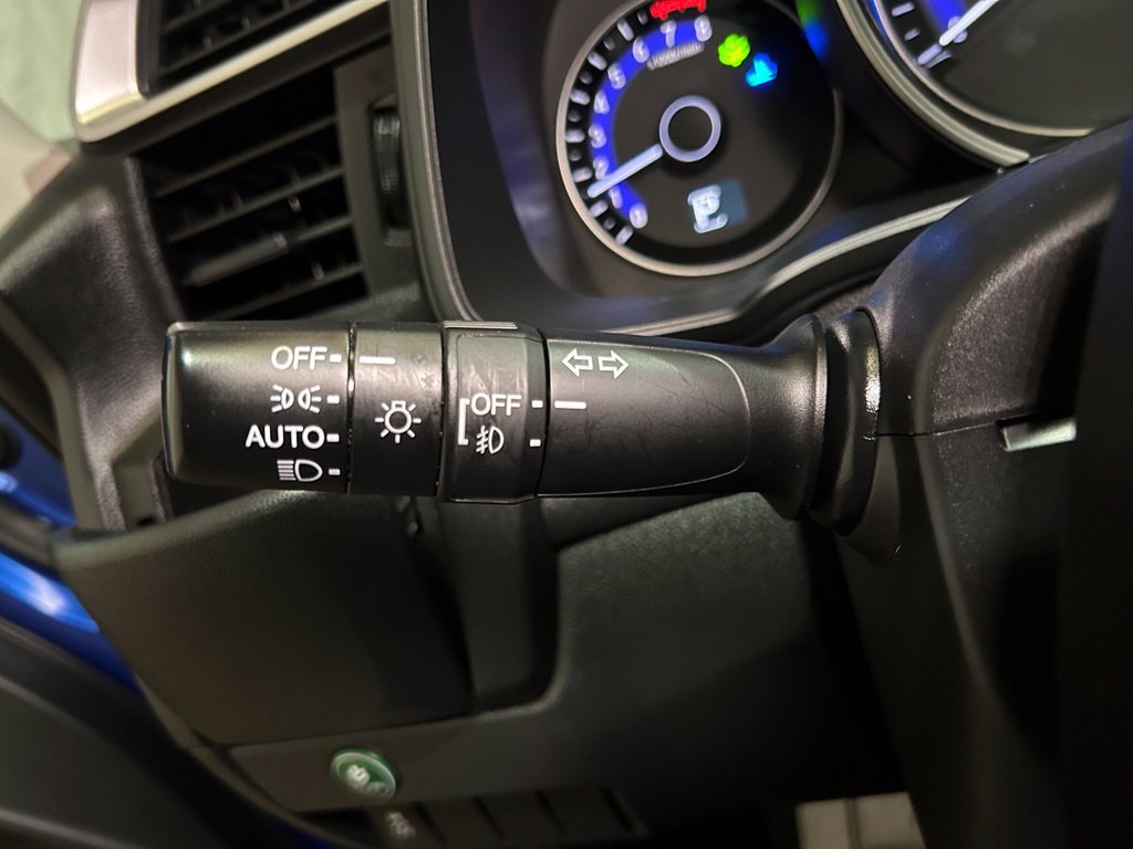 Used 2018 Honda Fit Sport image 20