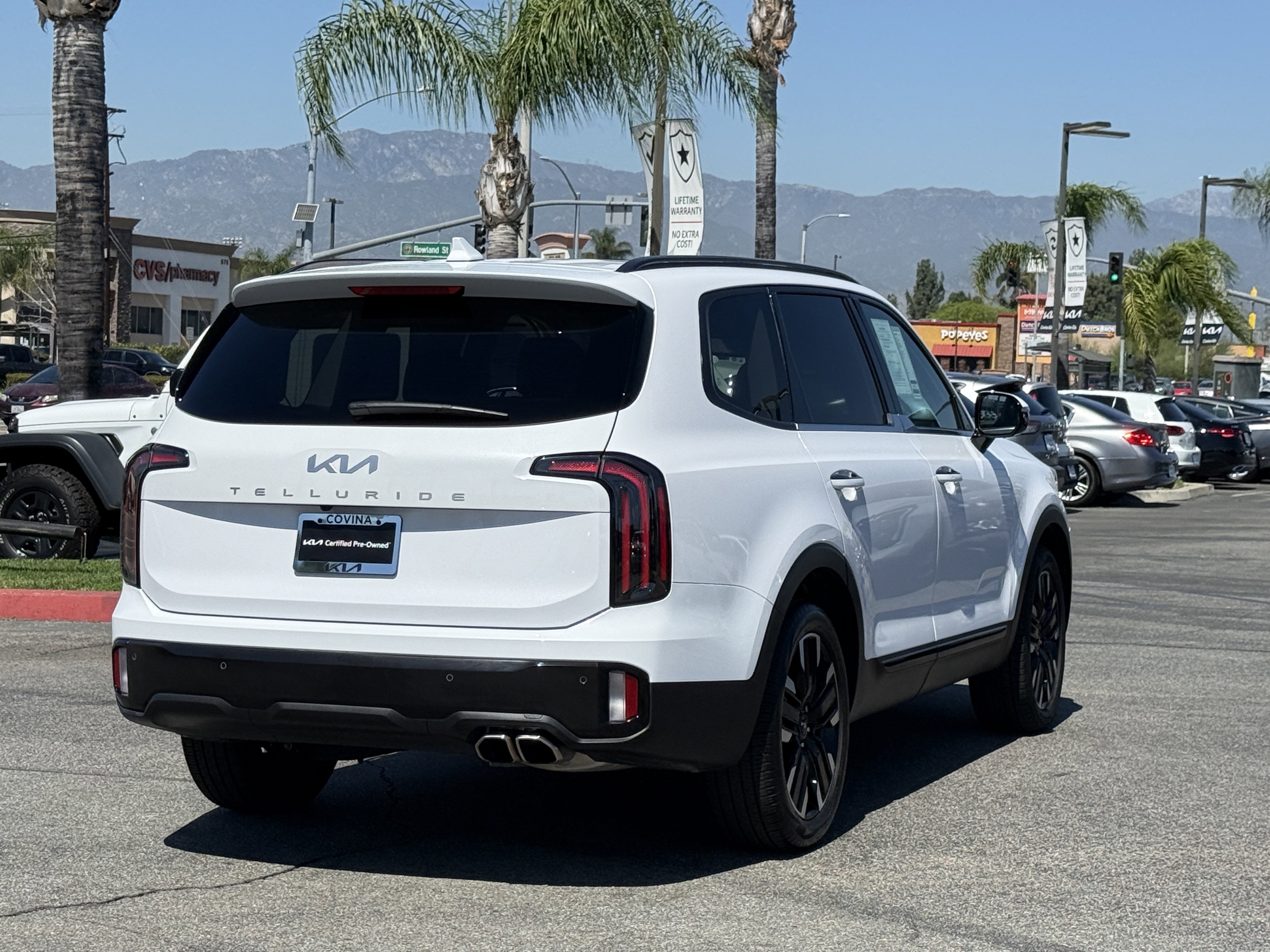 Certified 2024 Kia Telluride SX image 8