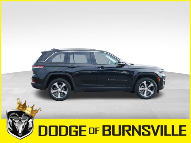 Used 2023 Jeep Grand Cherokee Limited image 10