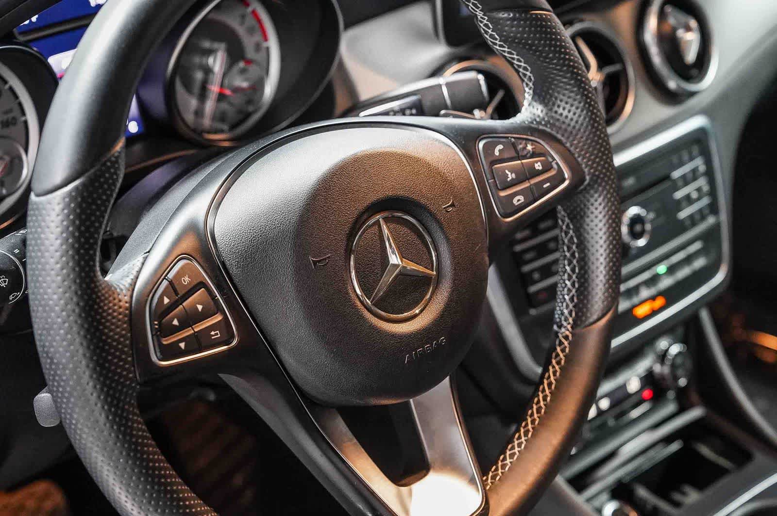Used 2016 Mercedes-Benz GLA 250 image 20
