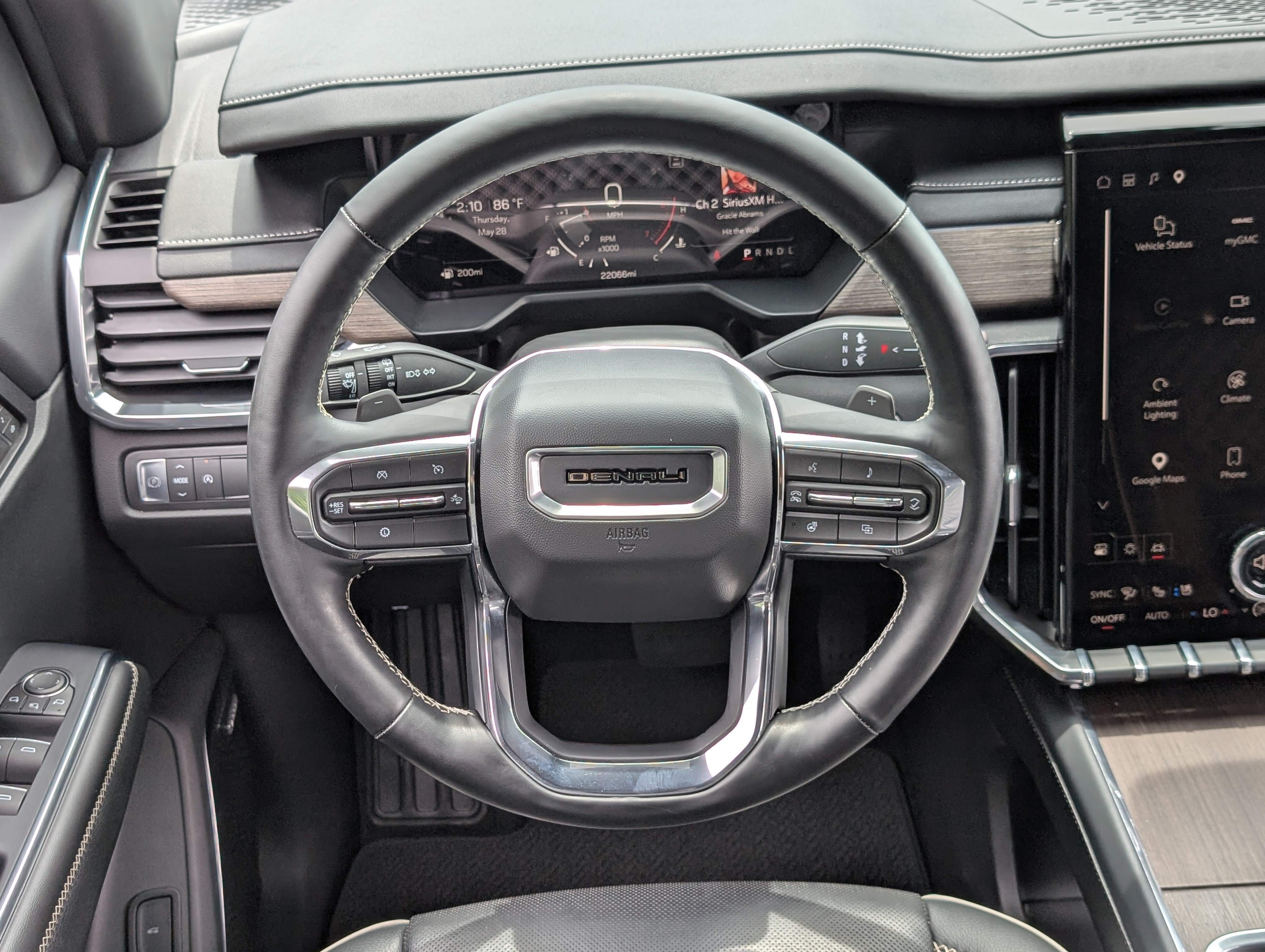 Used 2024 GMC Acadia Denali FWD image 25