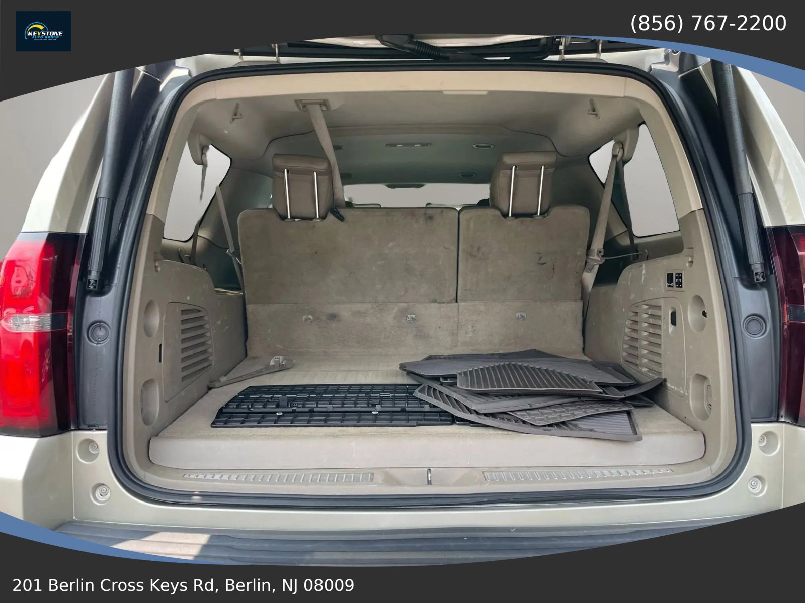 Used 2015 Chevrolet Suburban LTZ w/ Max Trailering Package AWD/4WD image 14