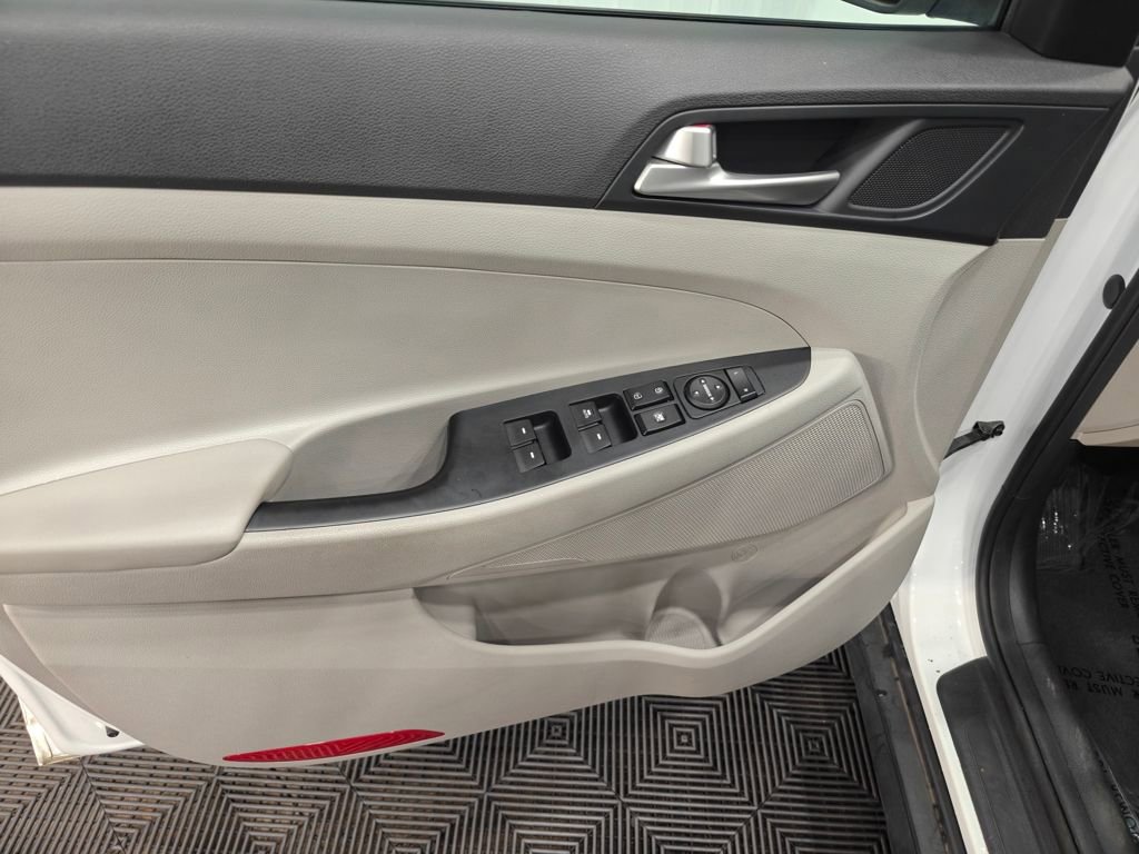 Used 2019 Hyundai Tucson Value w/ Cargo Package AWD/4WD image 42