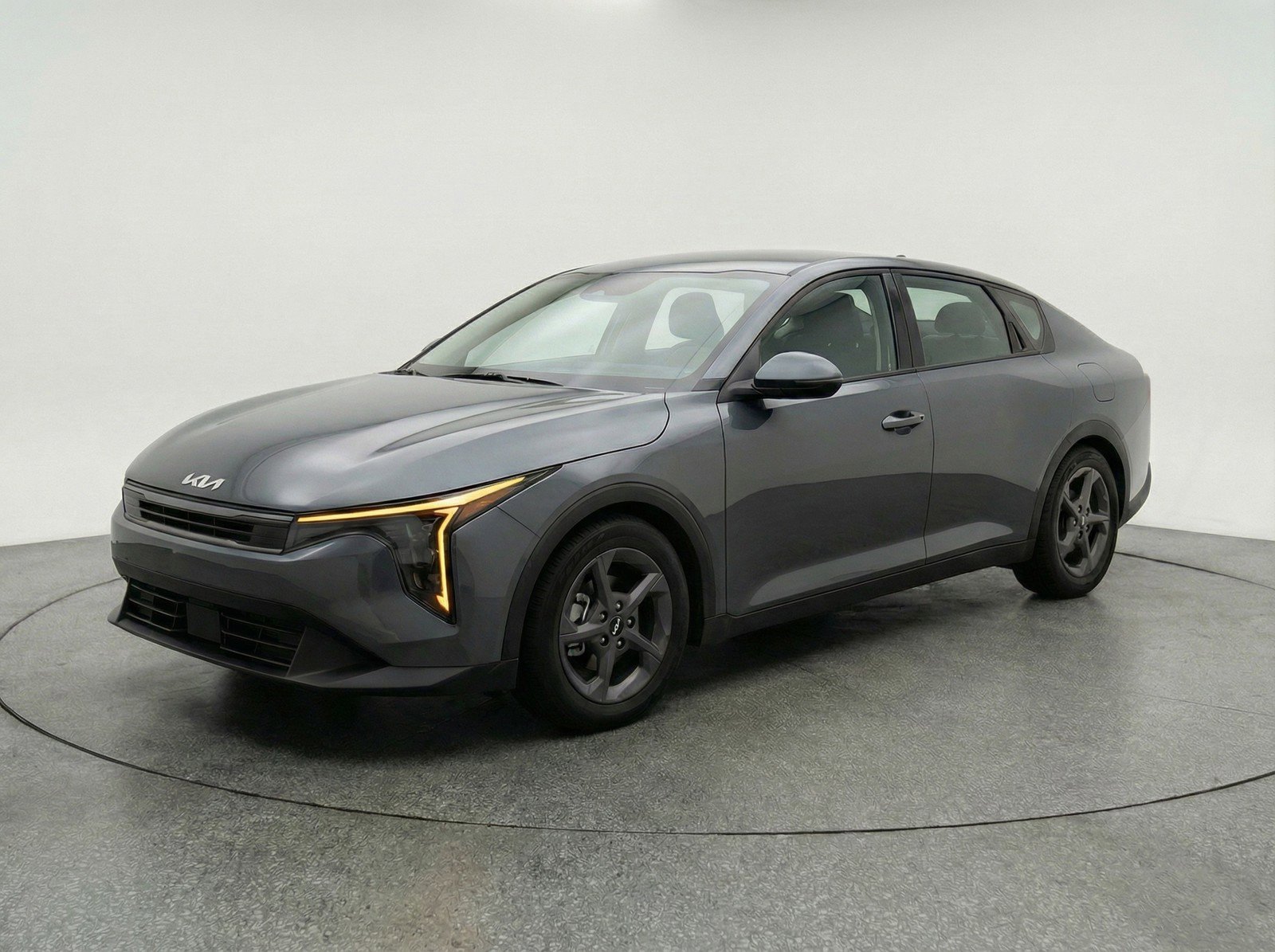 Used 2025 Kia K4 LXS image 3