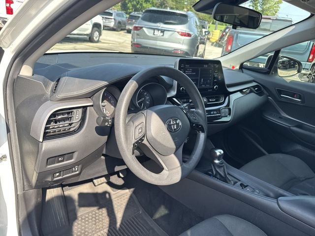 Used 2020 Toyota C-HR LE FWD image 10