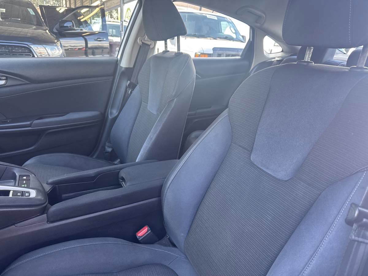 Used 2019 Honda Insight EX image 12