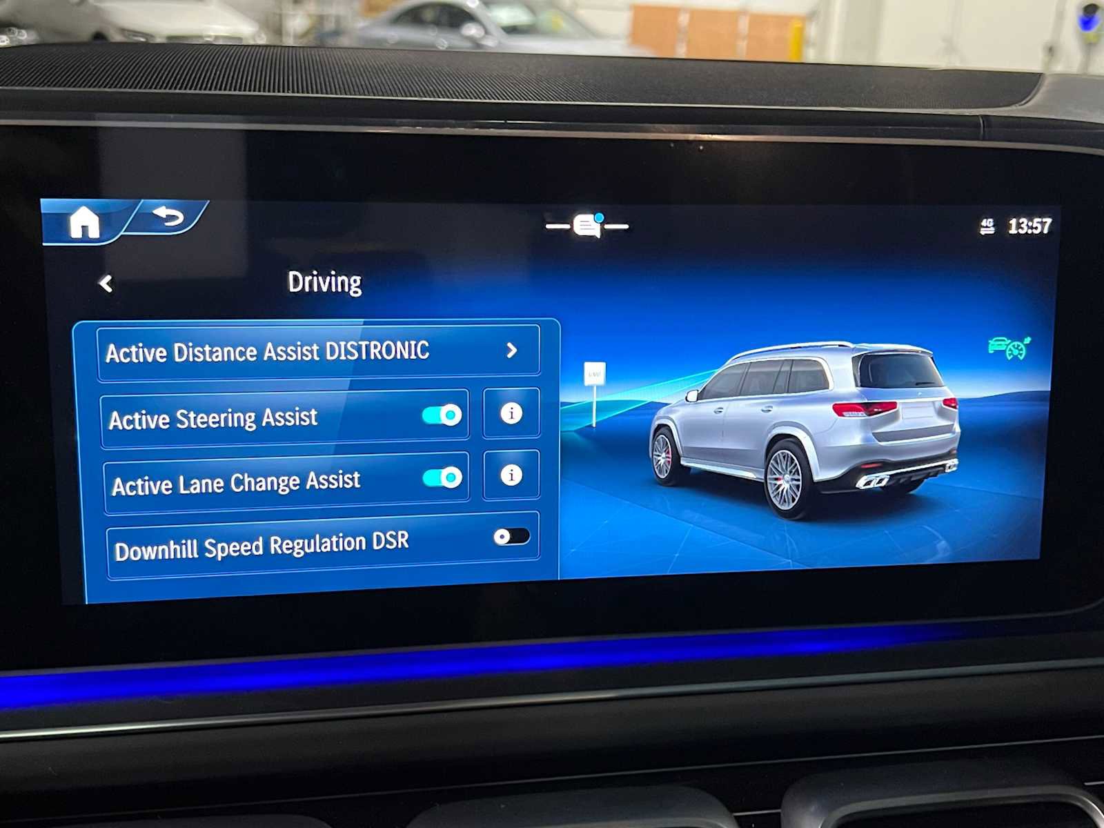 New 2025 Mercedes-Benz GLS 63 AMG 4MATIC image 31