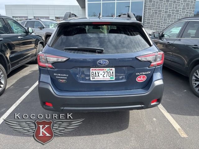 Used 2024 Subaru Outback Premium image 8