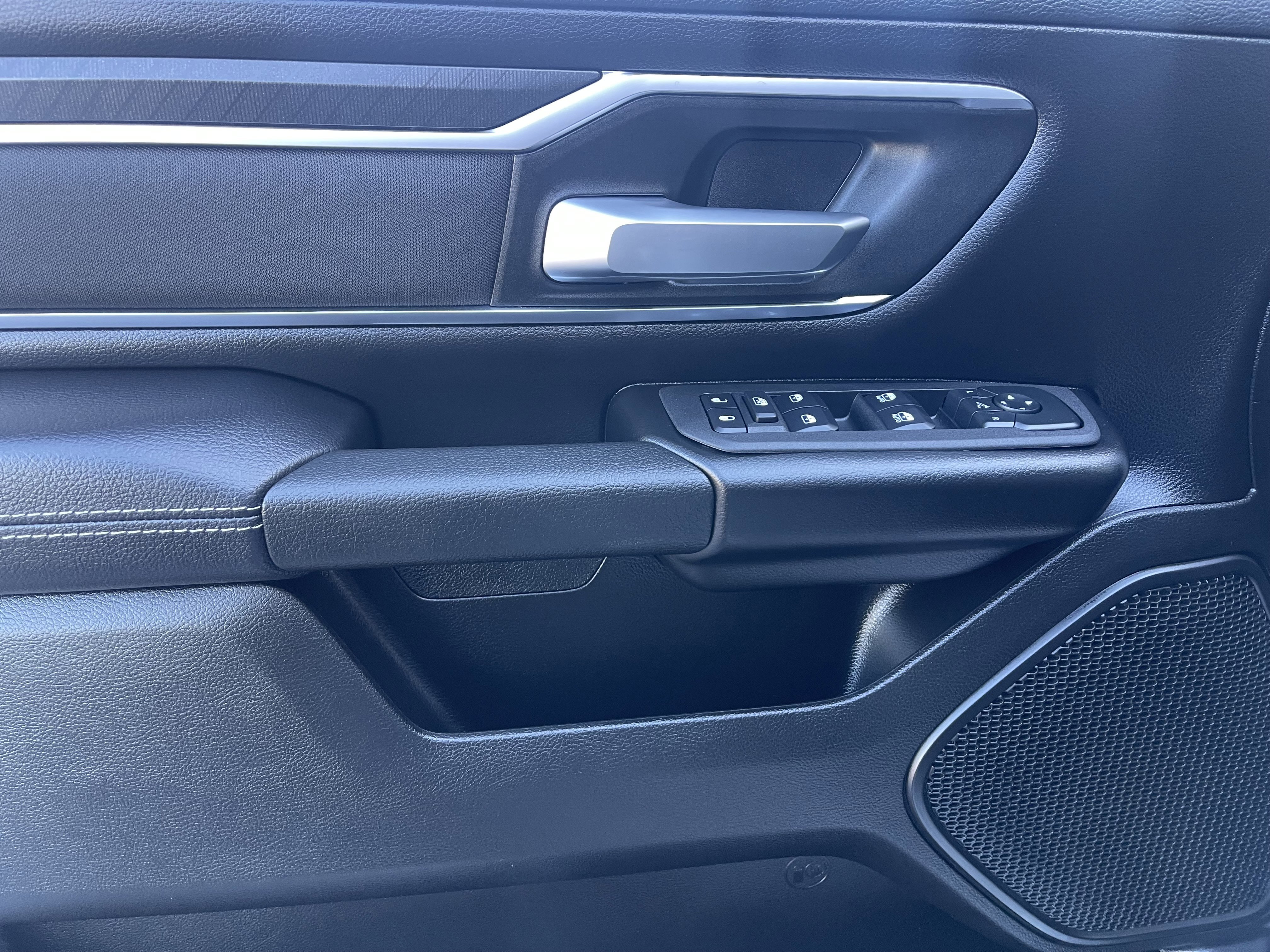 New 2026 RAM 1500 Big Horn AWD/4WD image 17