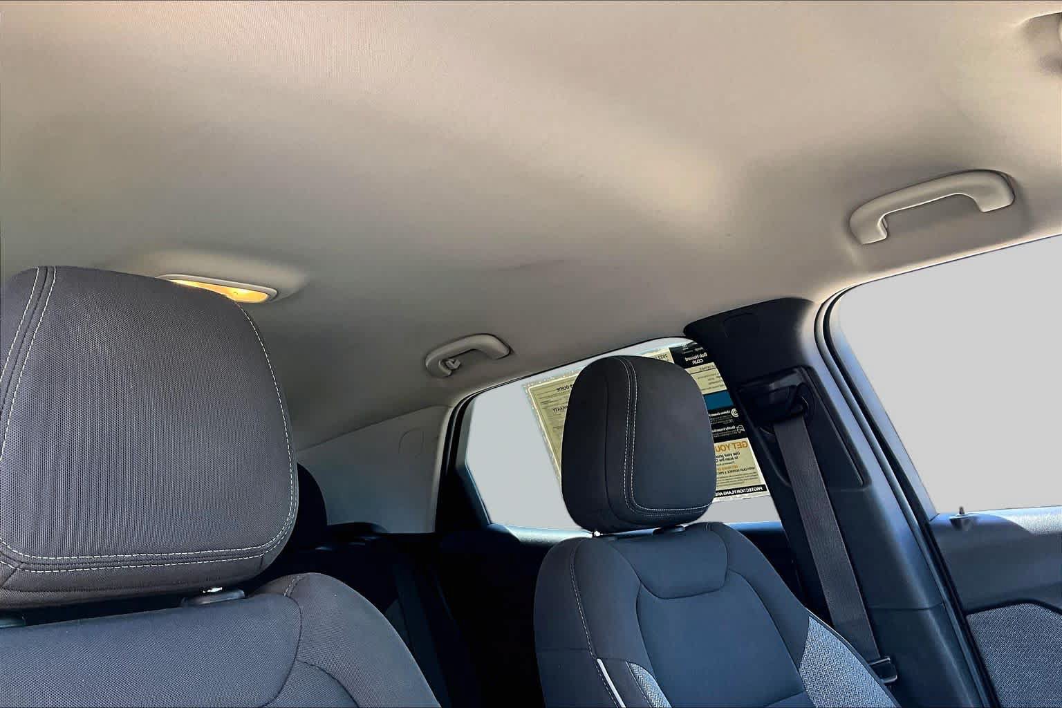 Used 2023 Chevrolet TrailBlazer LT w/ Convenience Package FWD image 15
