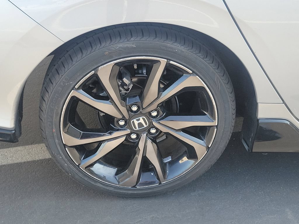 Used 2018 Honda Civic Sport image 7