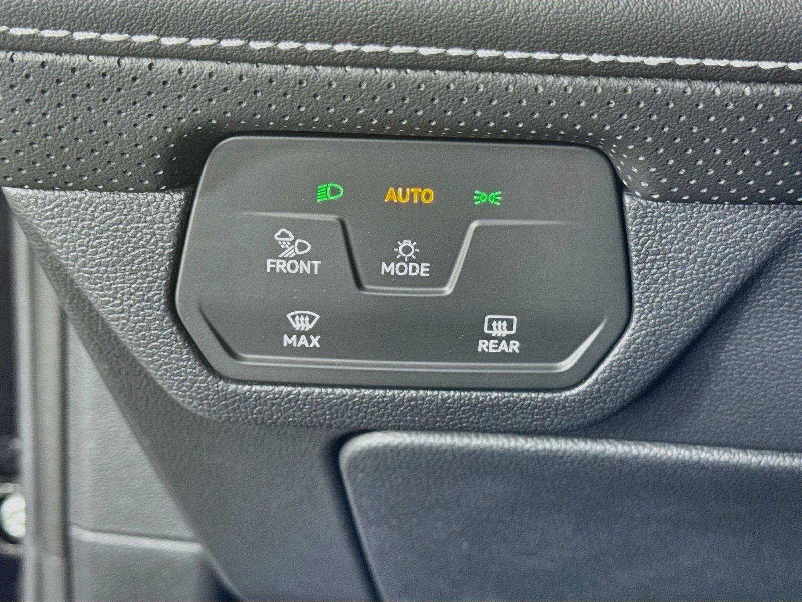 New 2026 Volkswagen Atlas Cross Sport SE FWD image 10