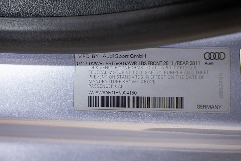 Used 2017 Audi RS 7 Prestige w/ Carbon-Optic Package image 40