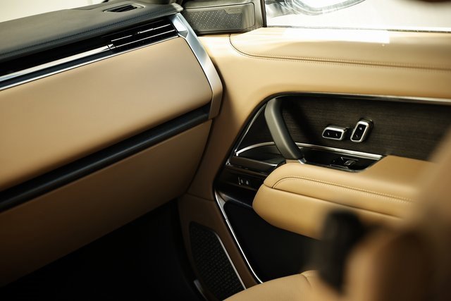 New 2025 Land Rover Range Rover Autobiography image 35