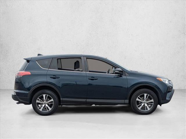 Used 2018 Toyota RAV4 XLE image 4