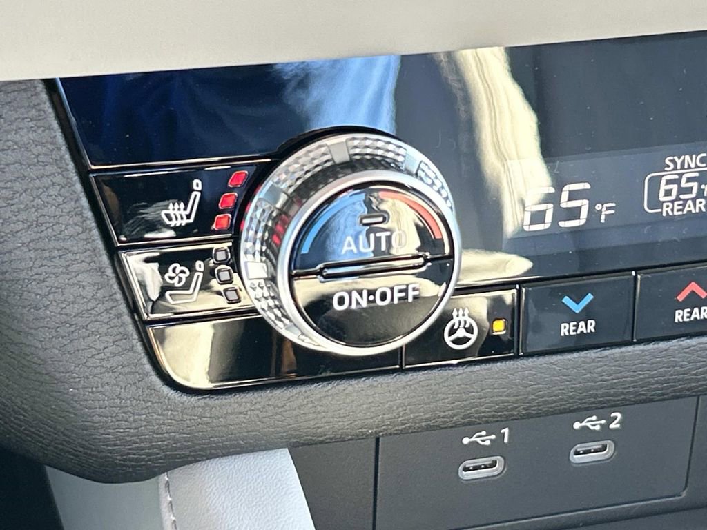New 2026 Mitsubishi Outlander SEL FWD image 31