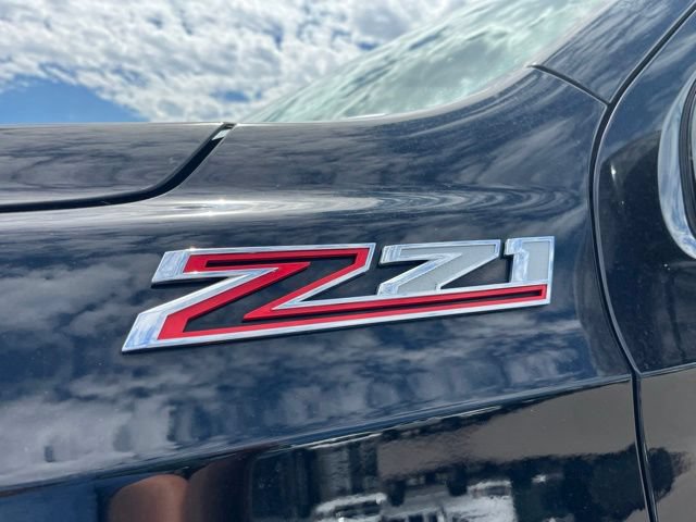 Used 2022 Chevrolet Suburban Z71 w/ Luxury Package AWD/4WD image 9