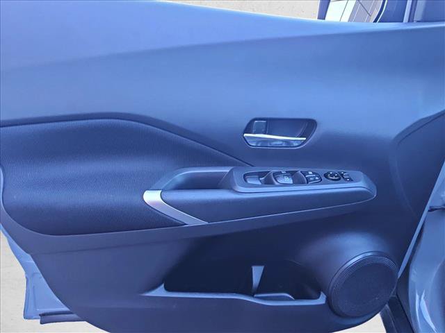 Certified 2022 Nissan Kicks SV FWD image 9