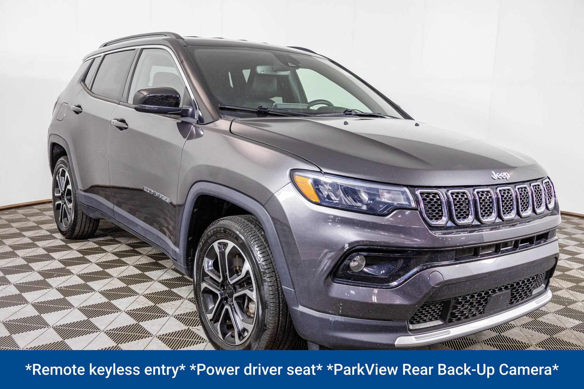 Used 2023 Jeep Compass Limited AWD/4WD image 14