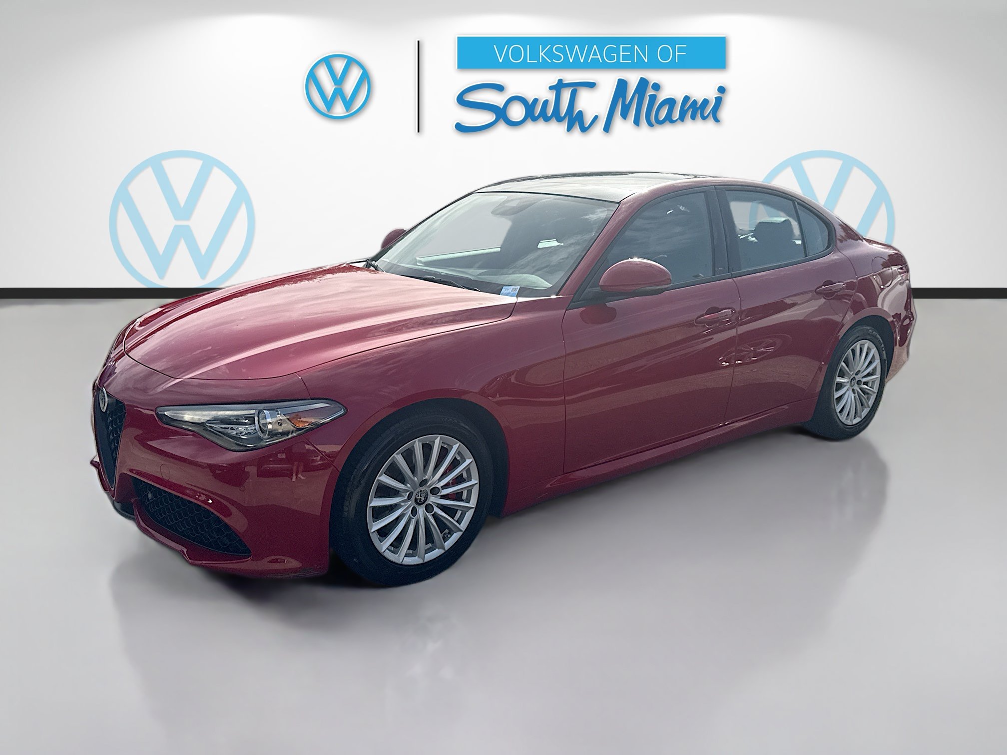 Used 2023 Alfa Romeo Giulia Sprint RWD image 3